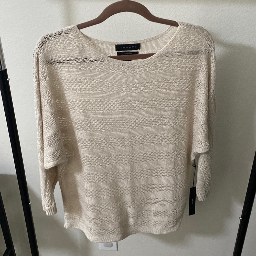 Thin knit sweater